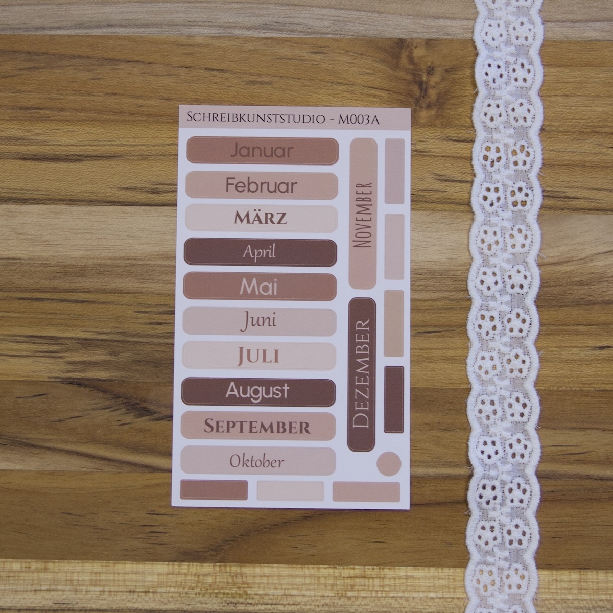 Durch das Jahr. – Monate Sticker Sheet